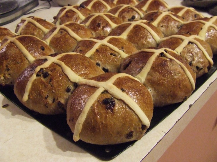 Hot cross buns