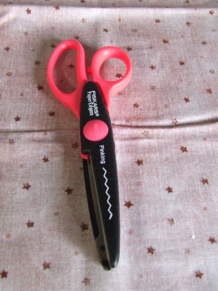 Pinking scissors