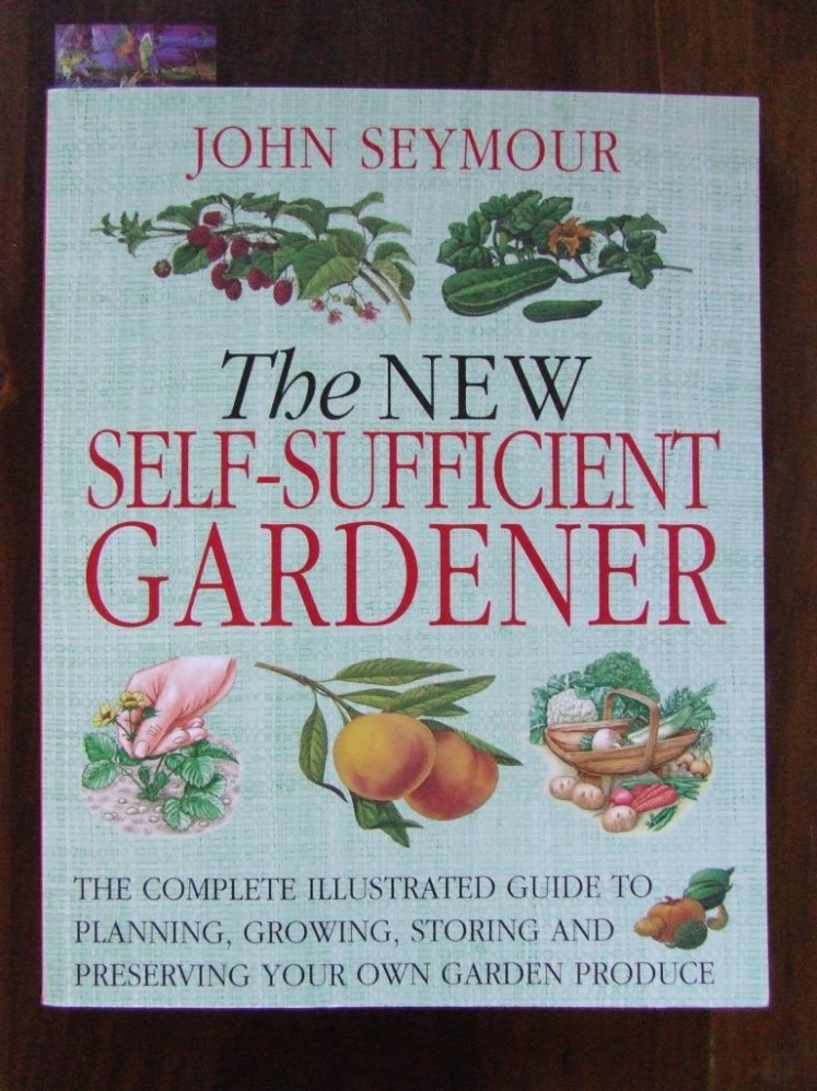 The New Self-sufficient Gardener